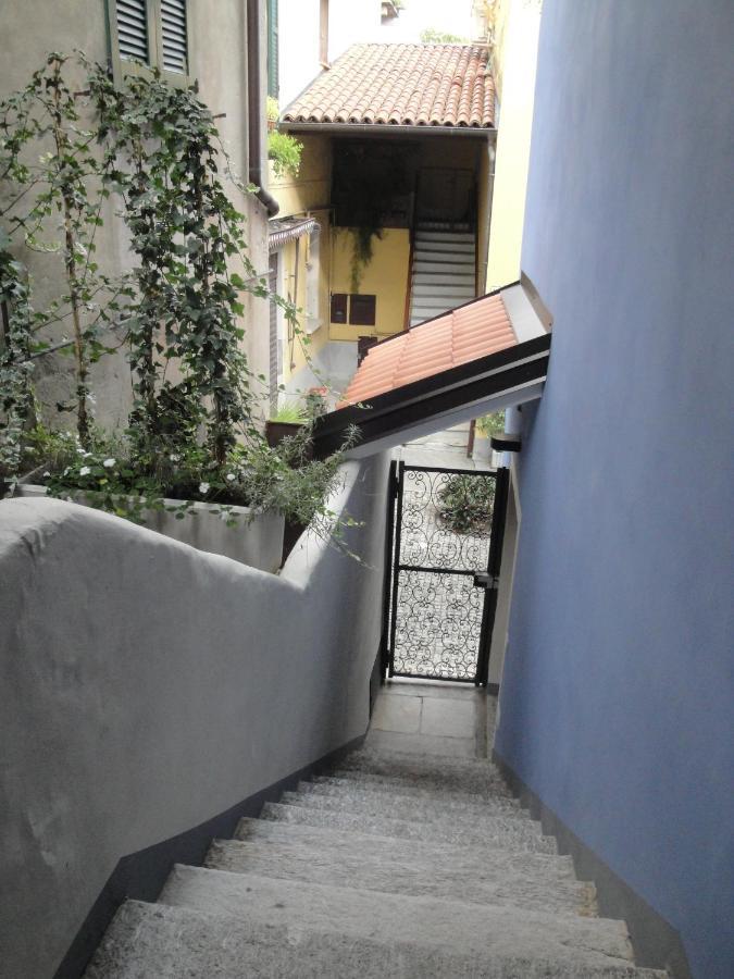 인트라 Casa Le Corti 빌라 외부 사진